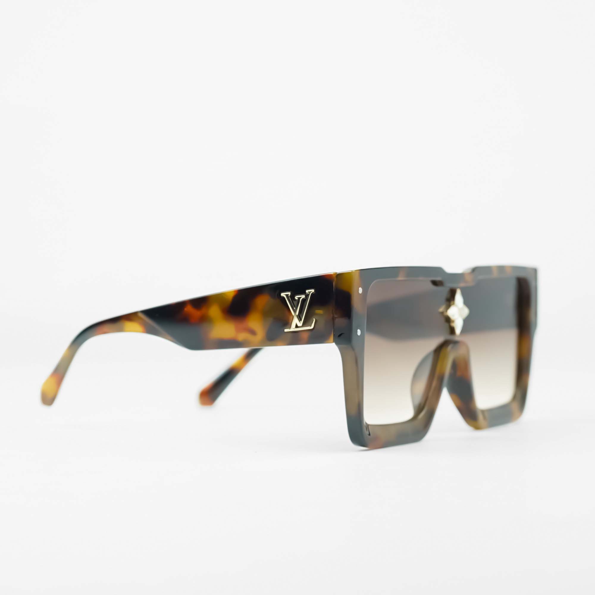 Louis Vuitton 15 (Tortoise)