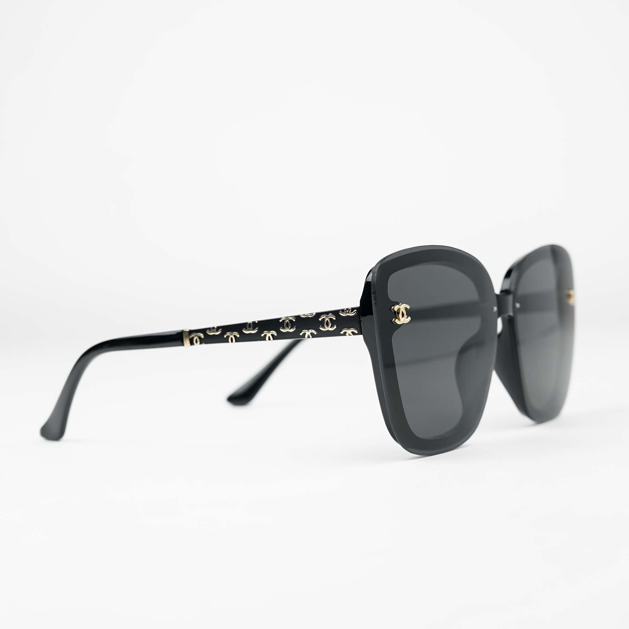 Chanel 1 (Black)