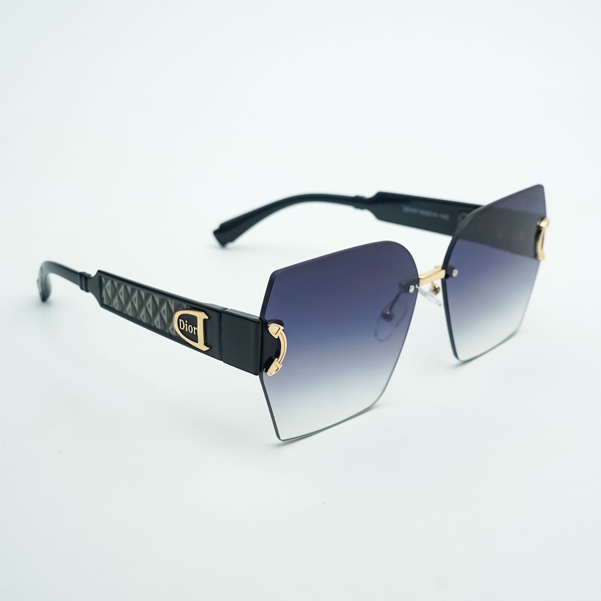 Dior 11;